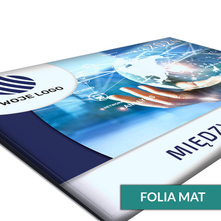 Kalendarz Trójdzielny MIĘDZYNARODOWY Główka Wypukła Folia Mat